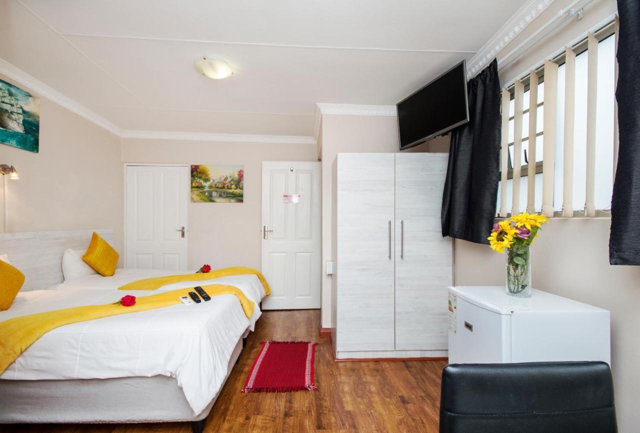 Newtondale Self Catering Hotell Port Elizabeth Eksteriør bilde